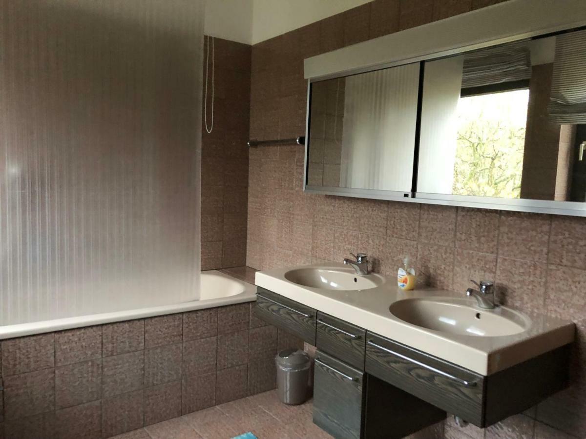 Villa Am Huelser Berg Naehe Duesseldorf 크레펠트 외부 사진